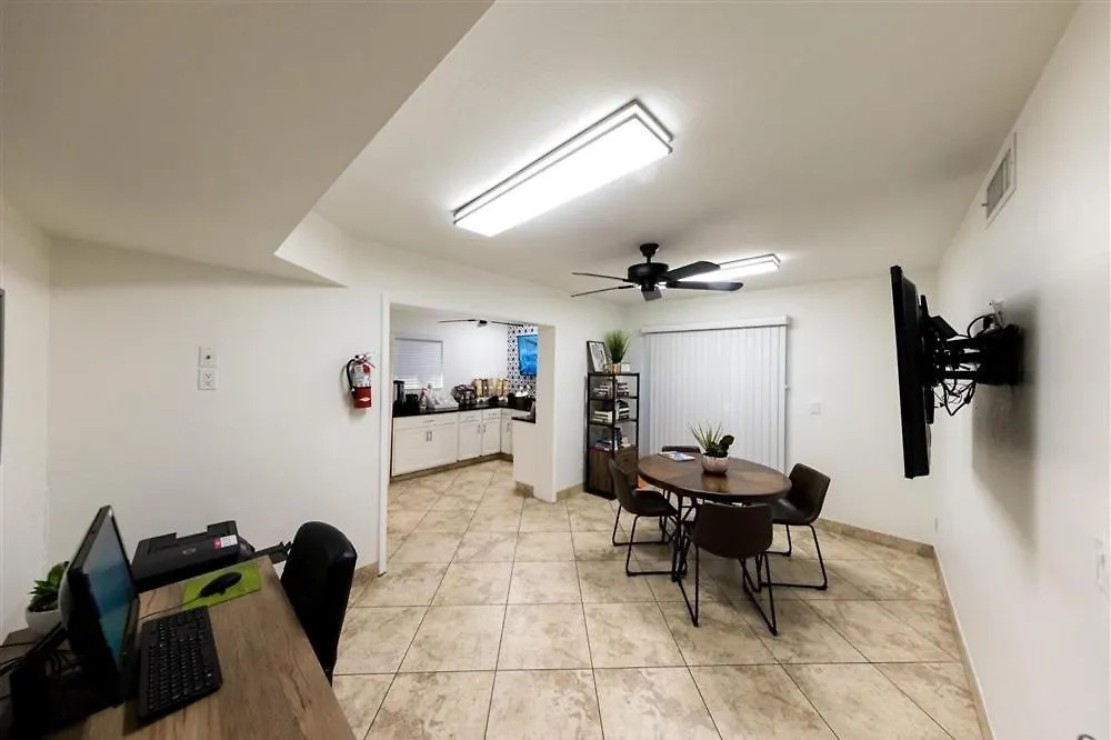 145 Fully Furnished 1Br Suite-Pet Friendly Scottsdale 0*,  United States