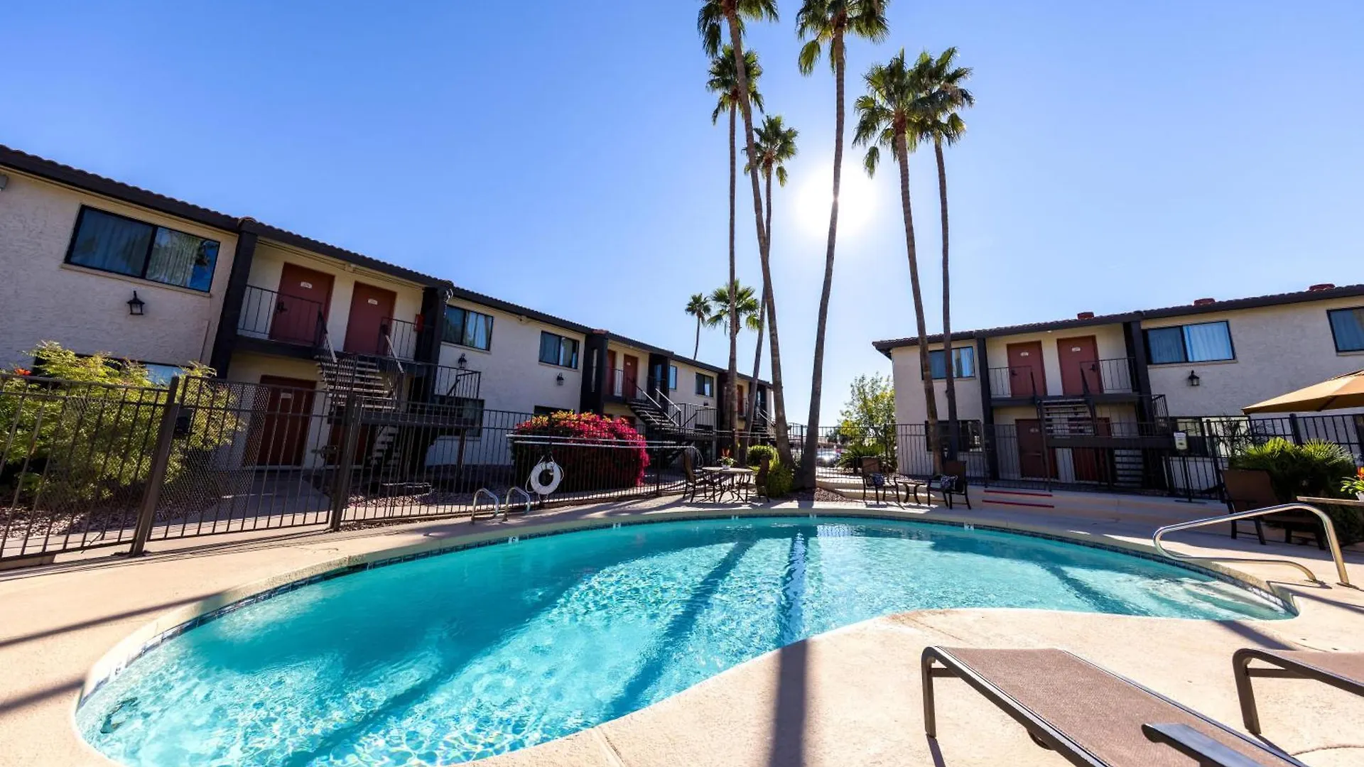 Apartment 145 Fully Furnished 1Br Suite-Pet Friendly Scottsdale