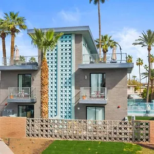 Funky Modern Micro - Walk To Ot Apartment