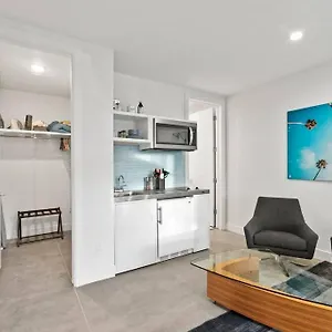 Soulshine In The Heart Of Old Town Apartment